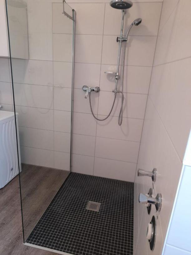 Ferienwohnung Am Geysirzentrum 安德纳赫 外观 照片